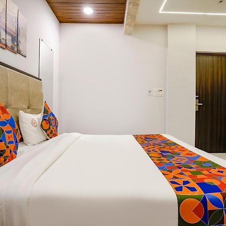 Fabhotel Swaraj Shirgaon  Extérieur photo