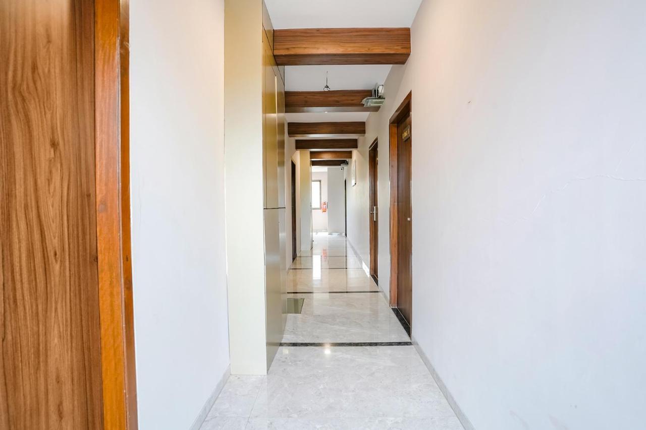 Fabhotel Swaraj Shirgaon  Extérieur photo